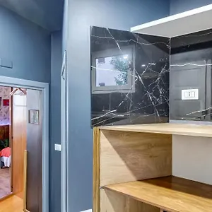 Stranger Pod Apartamento